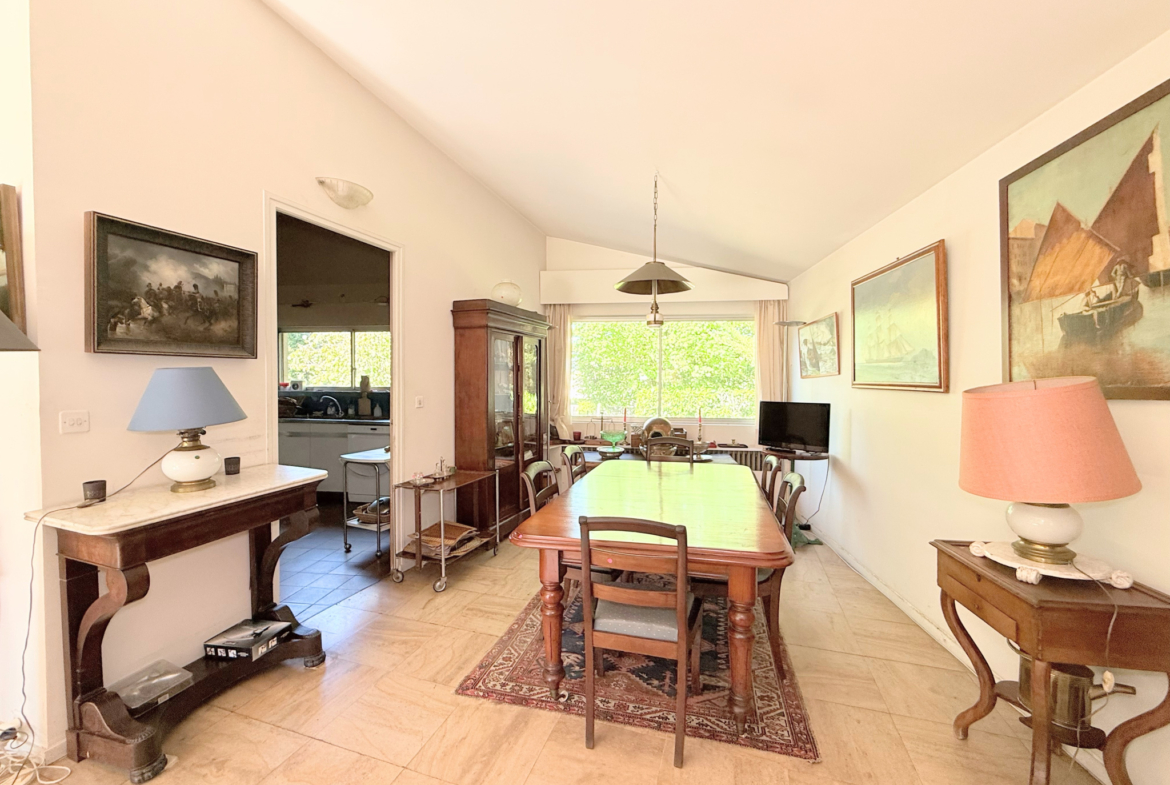 photo_c177e69fd54d3bd2f93bc4d5f91ba2e2