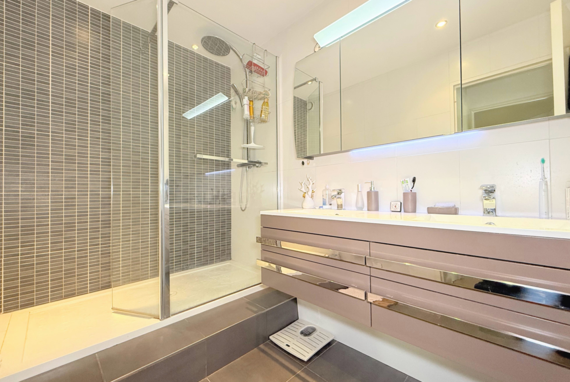 photo_f6361a404337811606a57b68497521f3